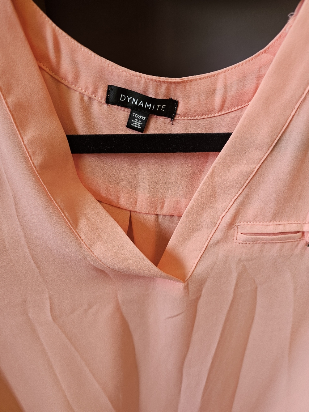 Dynamite Peach V-Neck Roll-Tab Sleeve Blouse - Picture 3 of 4